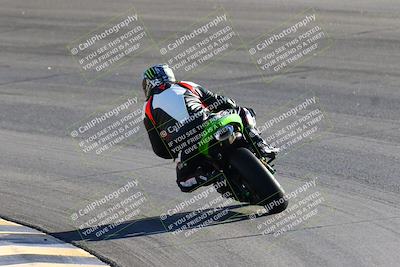 media/Jan-08-2022-SoCal Trackdays (Sat) [[1ec2777125]]/Bowl Backside (135pm)/